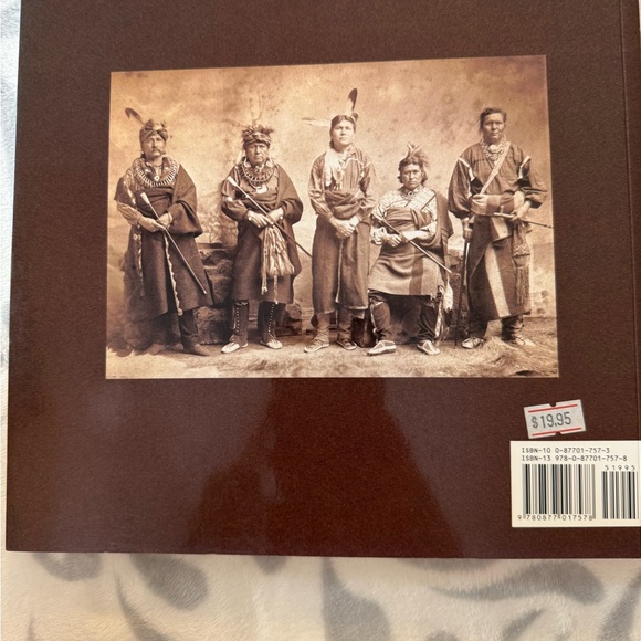 Native American Portraits Book 1862 - 1918 text by Nancy Hathaway - Picture 10 of 10